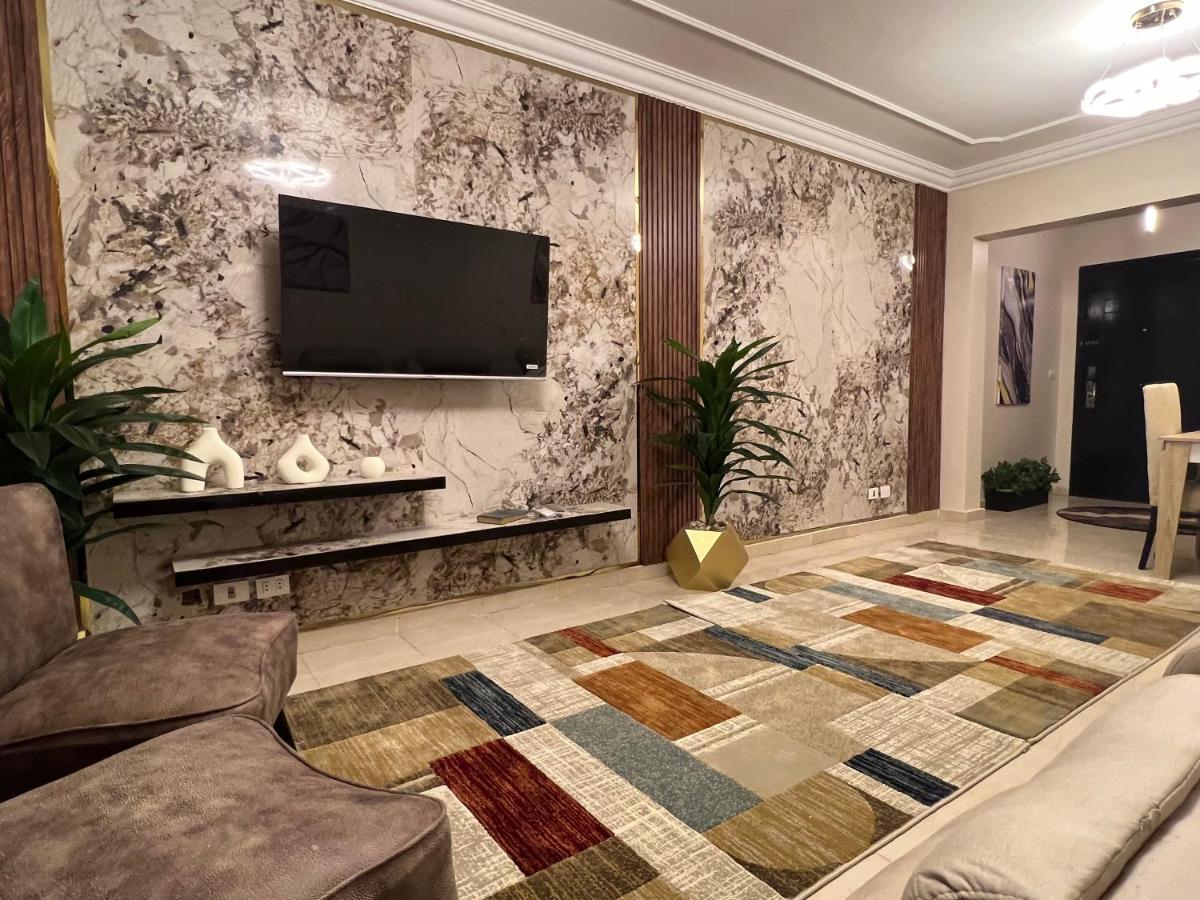 Luxurious Vip Apartment In Madinaty Furnished With High End Hotel Furniture Екстер'єр фото