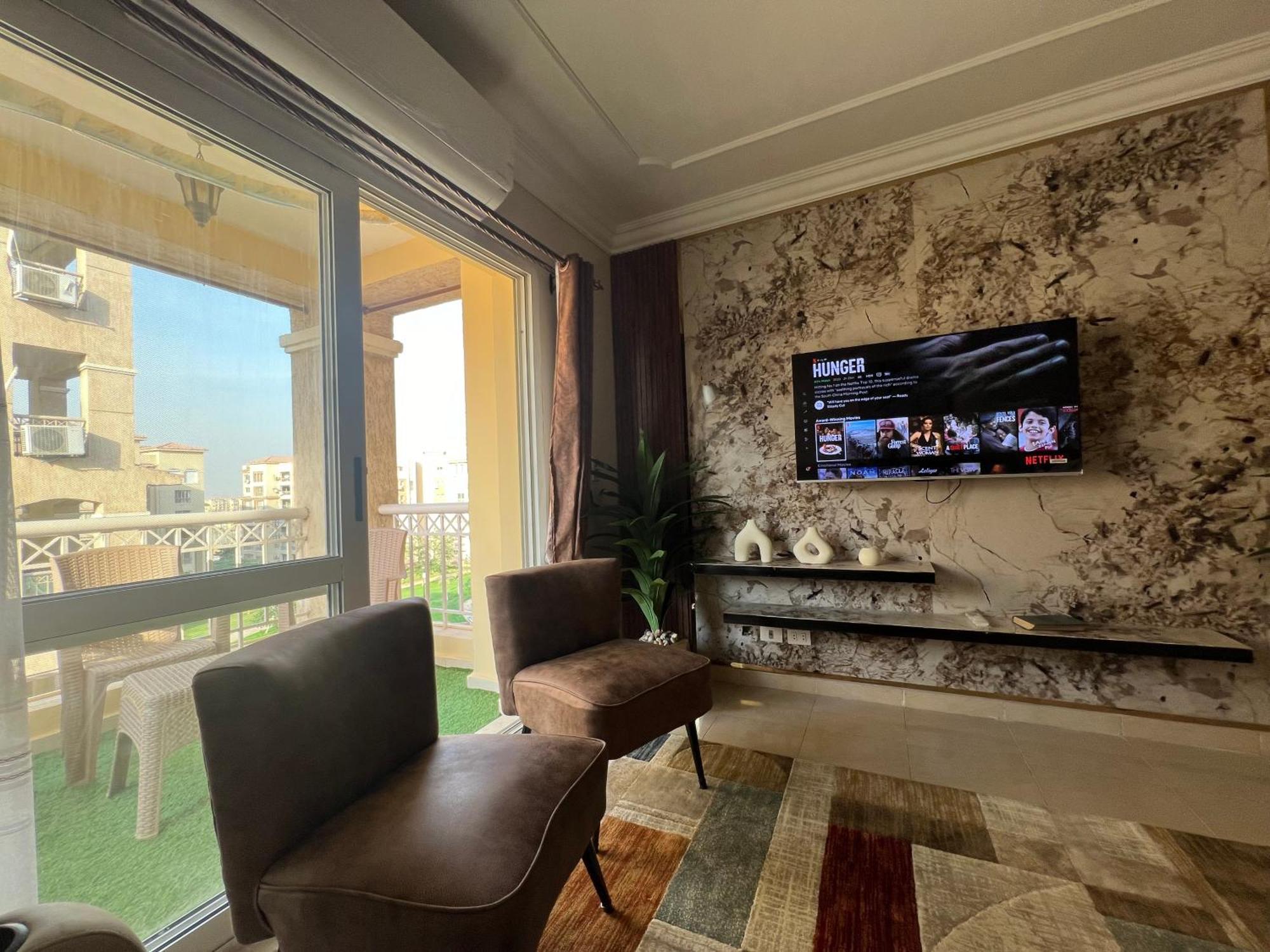 Luxurious Vip Apartment In Madinaty Furnished With High End Hotel Furniture Екстер'єр фото